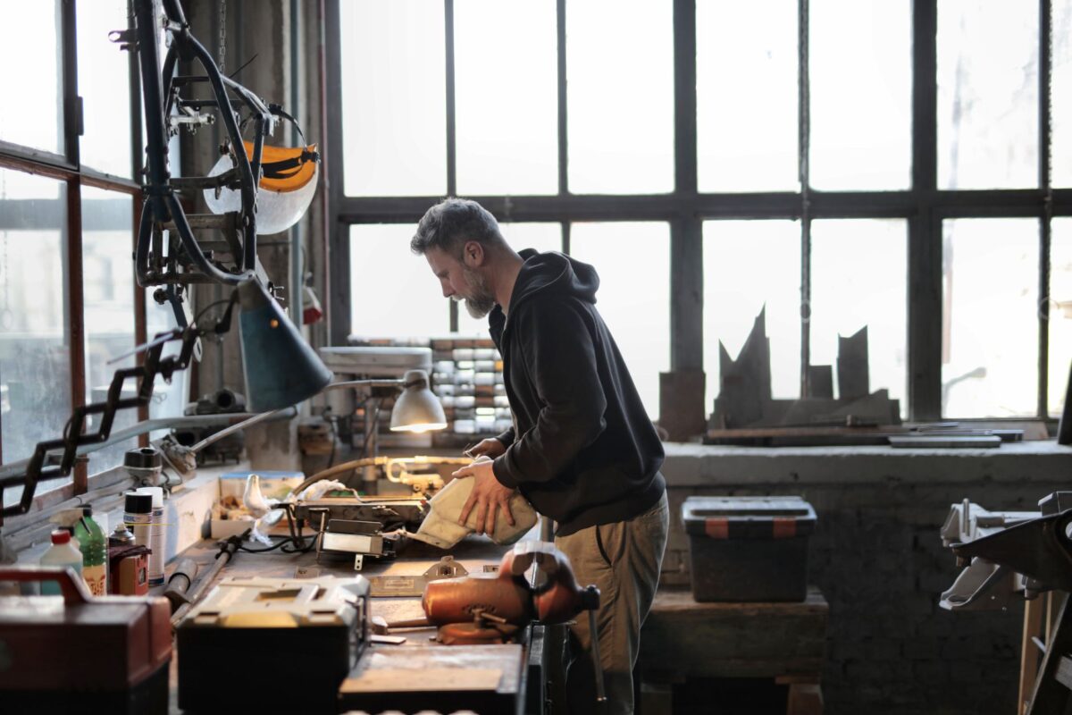 Meubles chinois à bas prix : les fabricants européens réclament des contrôles, comment choisir un canapé durable
